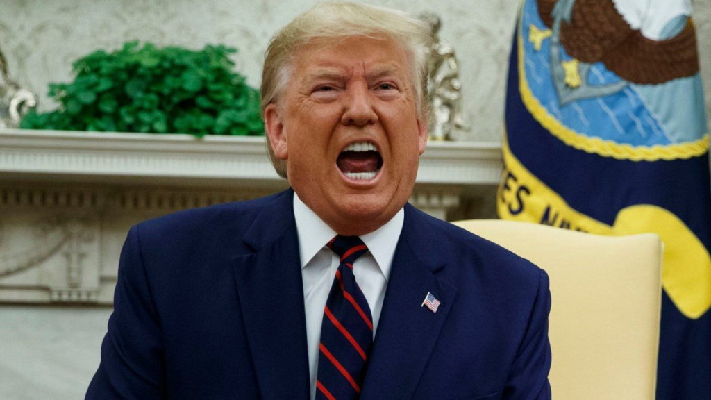 Donald Trump ordenó a la Marina bloquear el estrecho de Ormuz