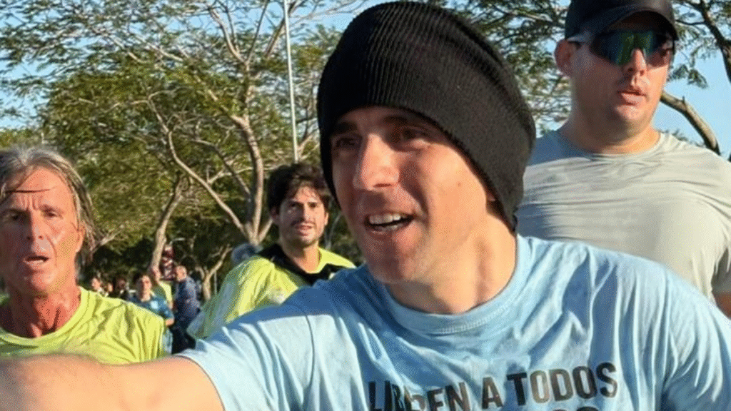 Nahuel Gallo participó de una carrera para visibilizar a los presos políticos en Venezuela