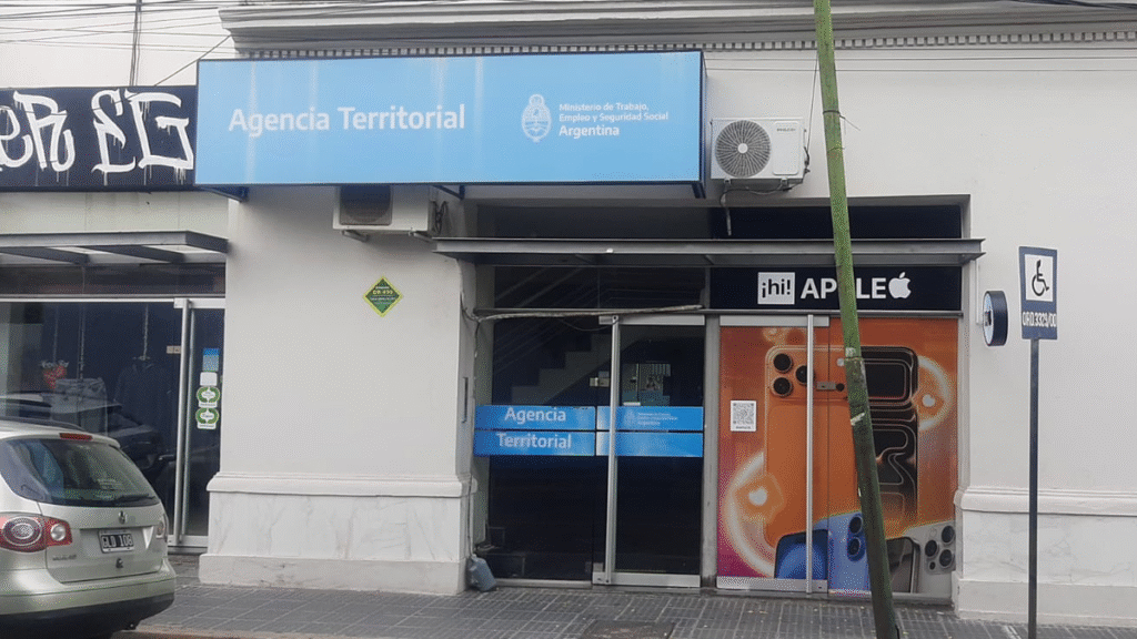 Empleados de la Agencia Territorial piden ser reubicados en las oficinas de ANSES