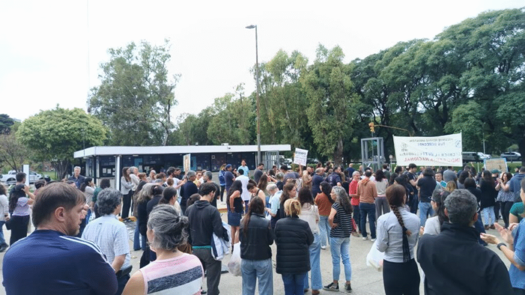 Con el desmantelamiento del INTI, el Gobierno amenaza despedir a unos 700 técnicos y profesionales