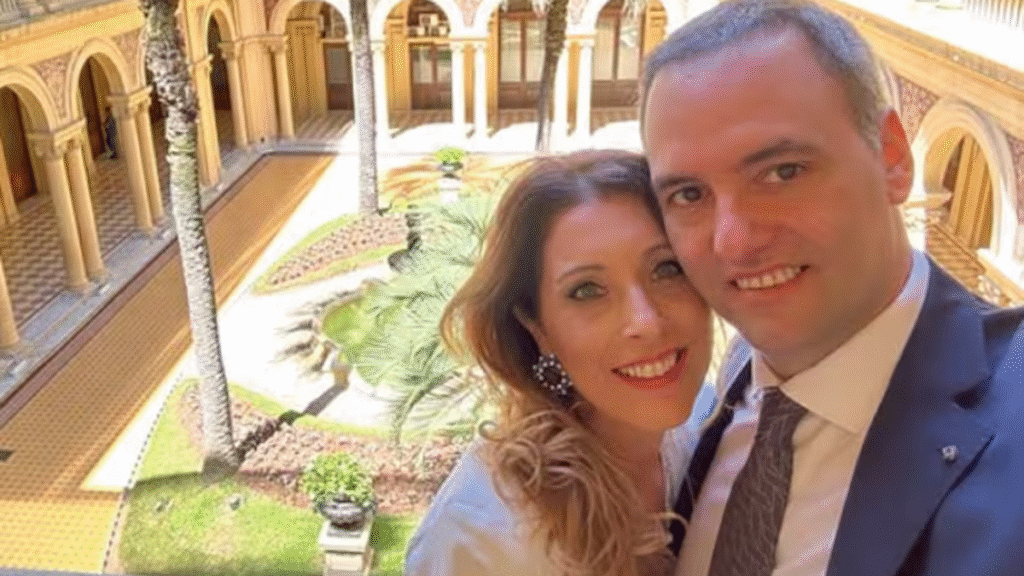 La Justicia confirmó que Manuel Adorni viajó en primera clase a Aruba junto a su familia