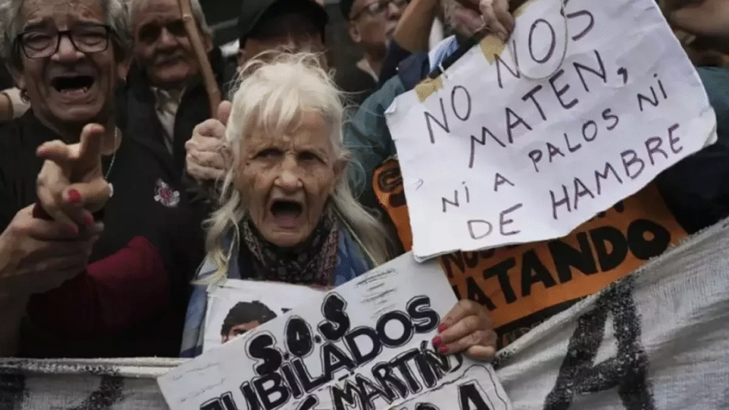 PAMI, Remediar y salud mental: el ajuste de Milei, ahí donde mas duele