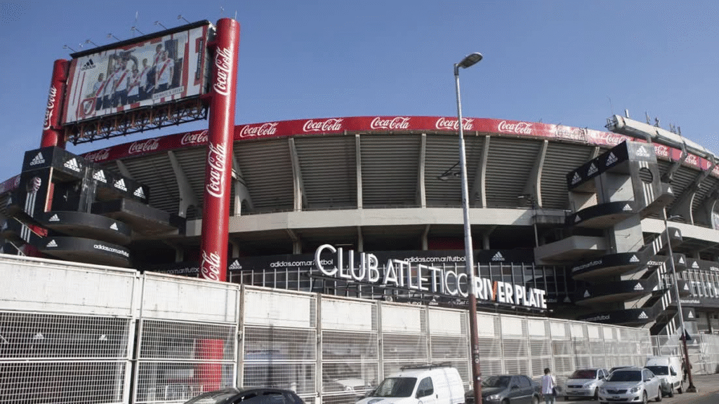 Denunciaron falta de respuestas en River Plate tras una acusación por abuso sexual