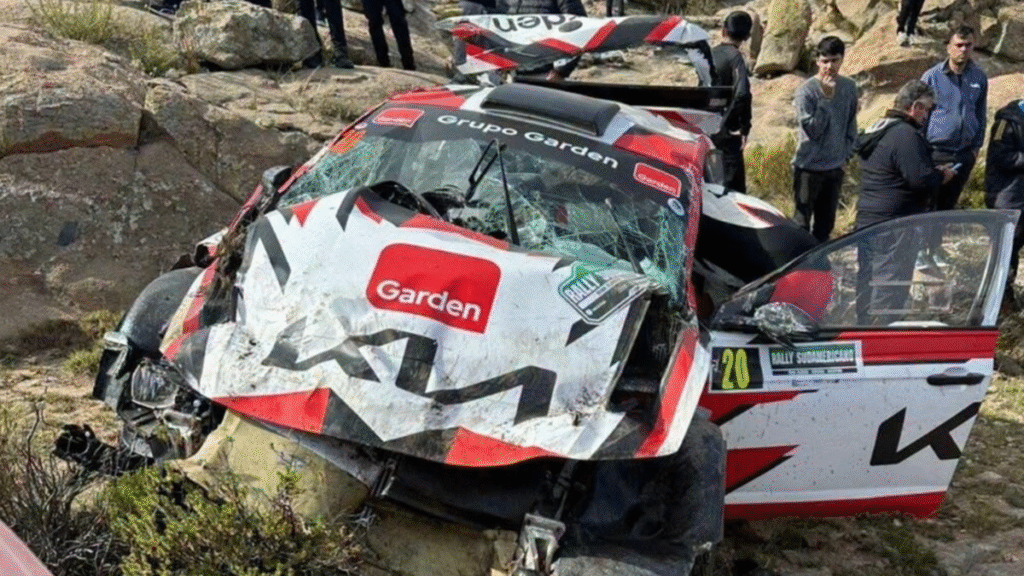 Espectador de rally murió  al despistar un auto de competición