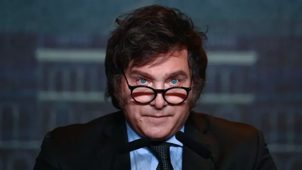 La imagen de Javier Milei en redes cayó y las menciones negativas superan el 50%