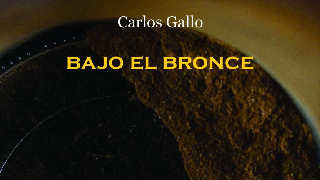 “Bajo el bronce”, novela de Carlos Gallo