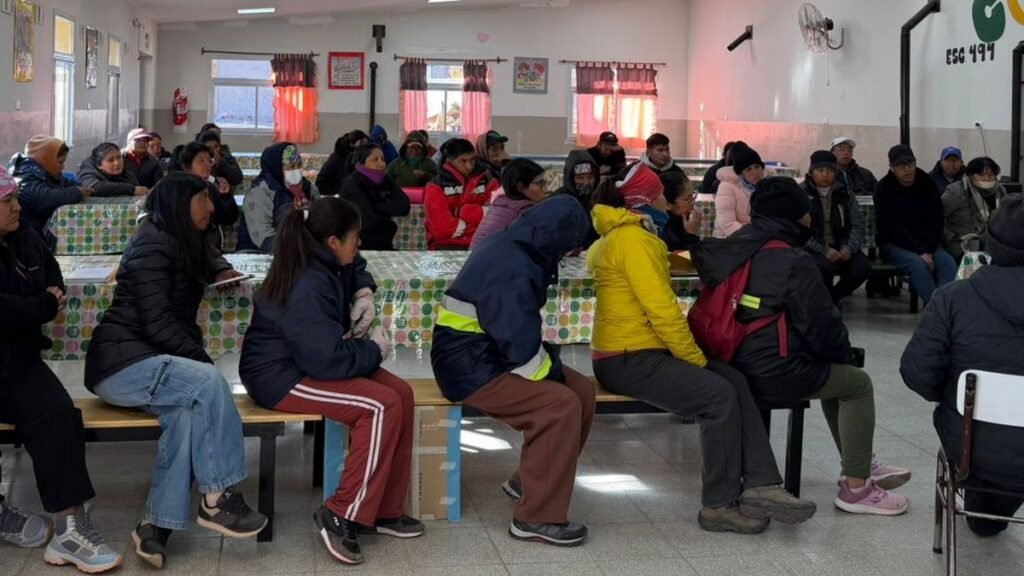Antofagasta de la Sierra: familias reclaman por la falta de comida en la Escuela Primaria N° 494