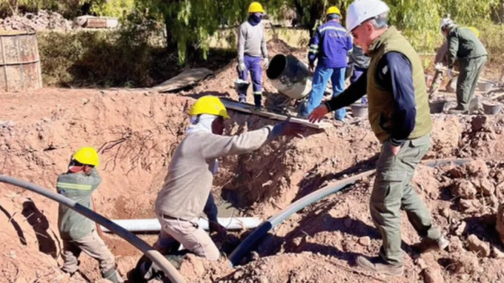 Aguas de Catamarca avanza con obras de saneamiento en el interior Aguas de Catamarca avanza con obras de saneamiento en el interior