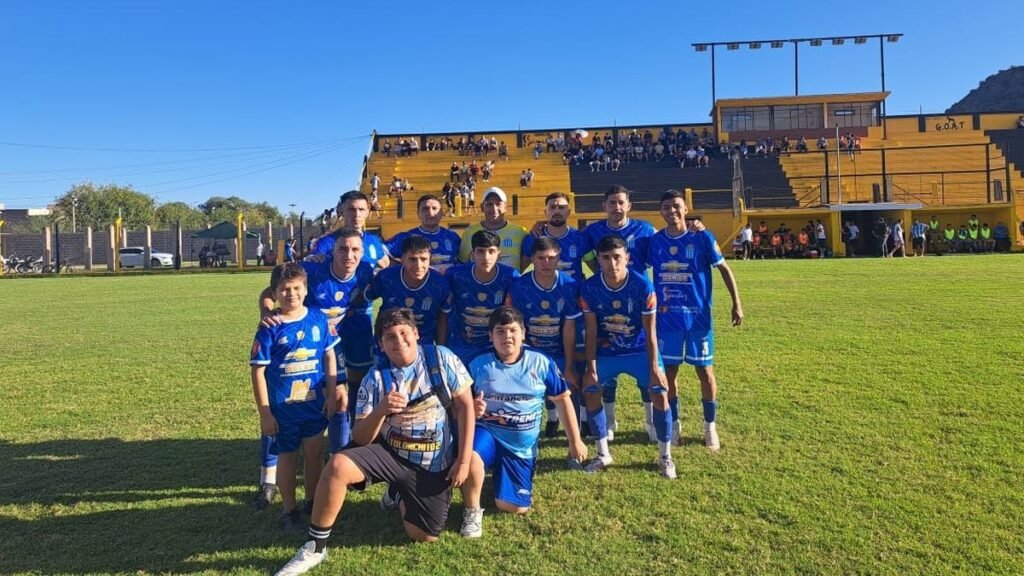 Defensores y Racing, van por la final del Provincial