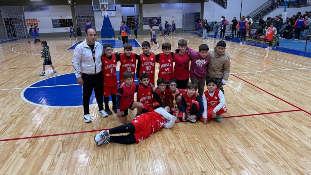 Red Star campeón en U11 y U9 Red Star campeón en U11 y U9