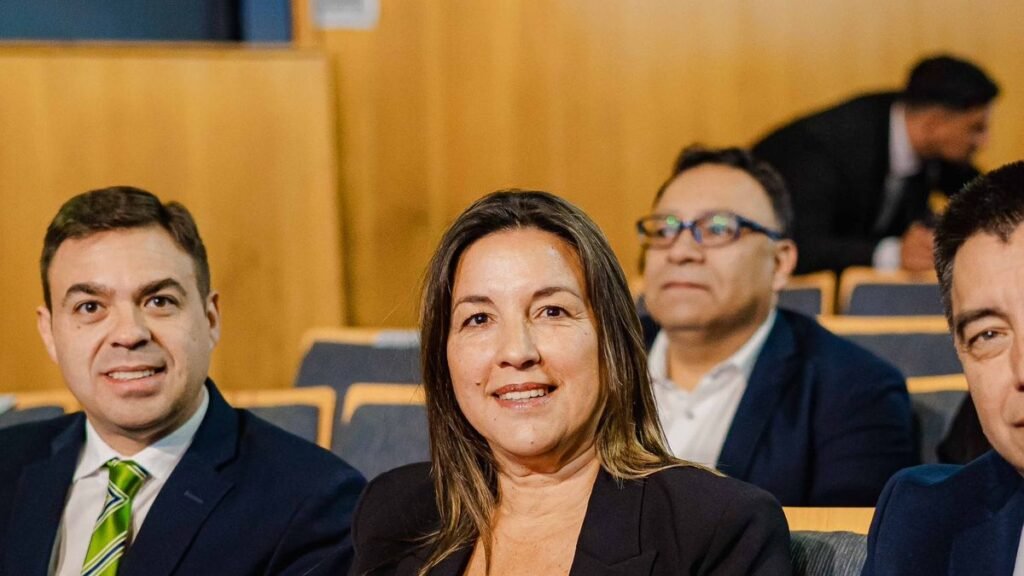 Zenteno defendió la continuidad de la obra de cloacas