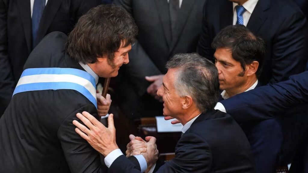 La Libertad Avanza enfría una alianza con Mauricio Macri La Libertad Avanza enfría una alianza con Mauricio Macri