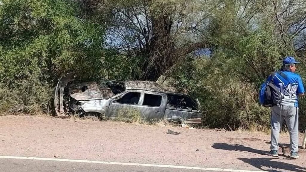 Automovilista chocó a dos adolescentes en moto y huyó