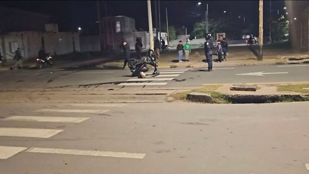 Choque en avenida ex Pista: un adolescente resultó herido
