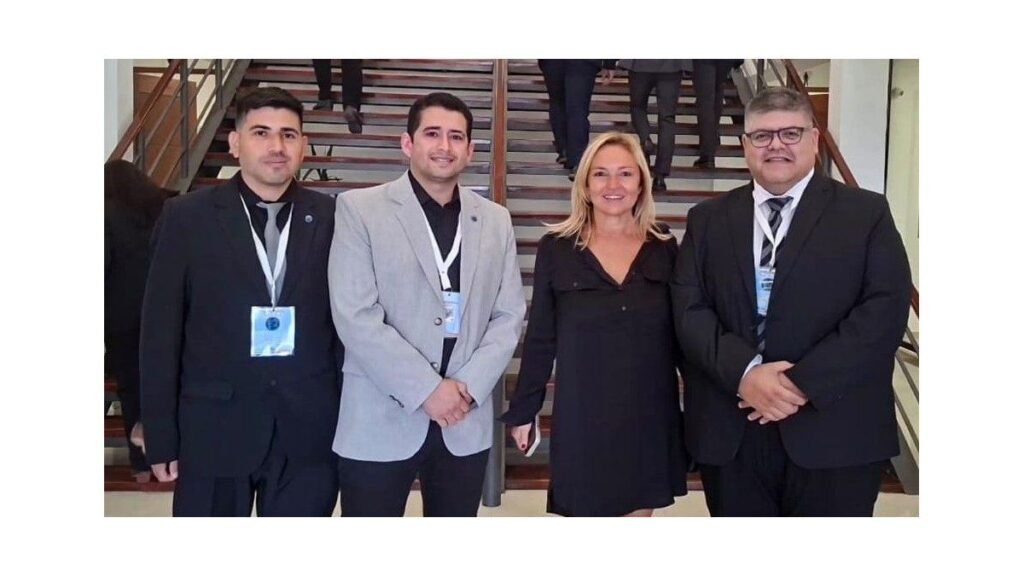 Efectivos policiales participaron del “Primer Encuentro Internacional de Cibercrimen” Efectivos policiales participaron del “Primer Encuentro Internacional de Cibercrimen”