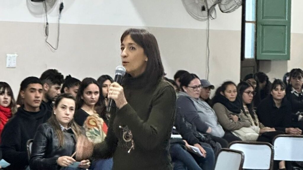 Alumnos de carreras de turismo se capacitaron sobre emprendedurismo Alumnos de carreras de turismo se capacitaron sobre emprendedurismo