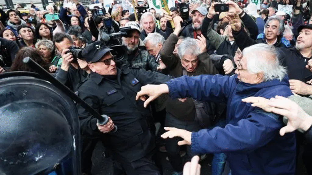 Casación anuló un fallo y ordenó investigar la represión policial a jubilados