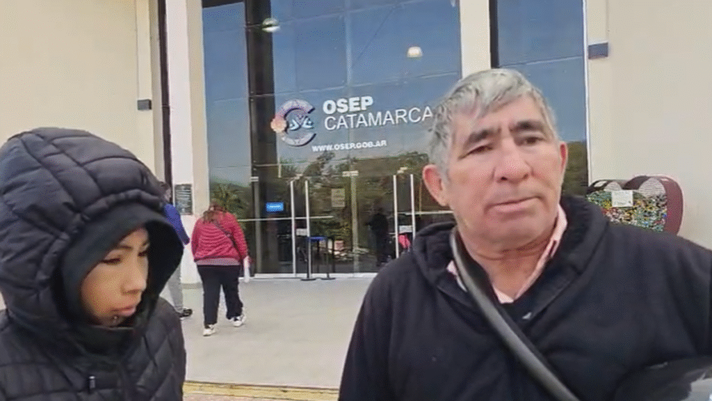 Un padre pide una derivación urgente para su hija con problemas renales
