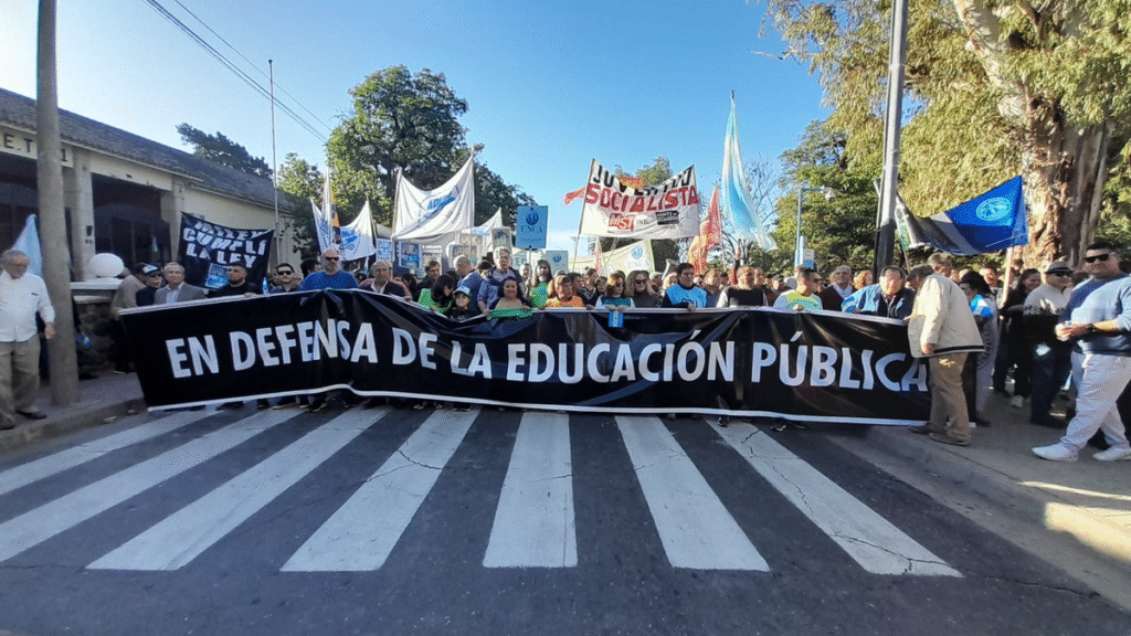 Video: Catamarca se moviliza en la Cuarta Marcha Federal Universitaria