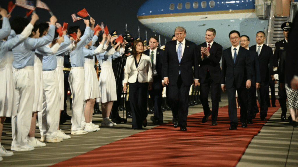 Trump llegó a China en una cumbre clave marcada por tensiones con Irán y el comercio global