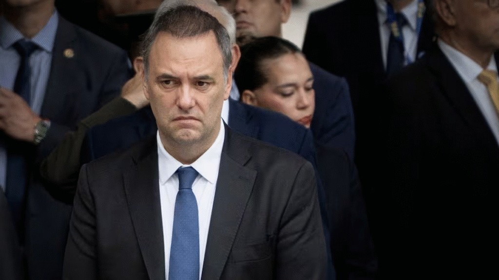 El contratista de Adorni presentó nuevas pruebas: se complica su situación