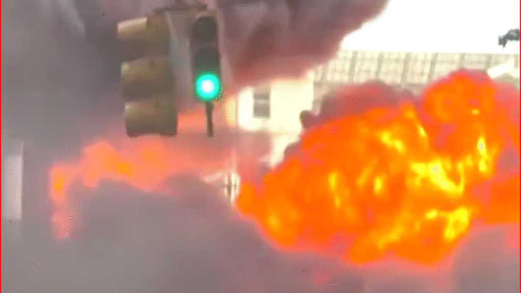 Impactante explosión de un auto cerca del Toro de Wall Street sembró pánico en Nueva York