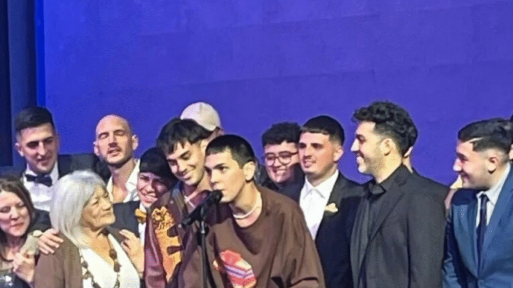 Milo J arrasó en los Premios Gardel Milo J arrasó en los Premios Gardel
