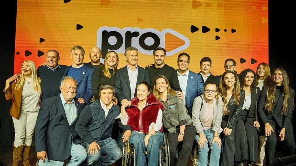 Mauricio Macri encabezó el encuentro nacional del PRO con presencia de dirigentes catamarqueños