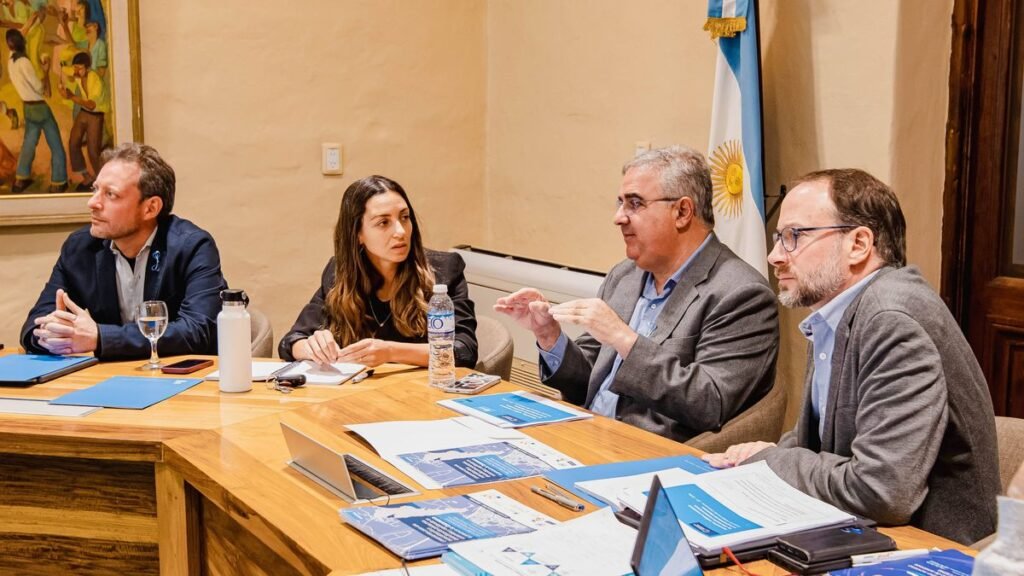 La CEPAL presentó el nuevo sistema de información socioeconómica de Catamarca