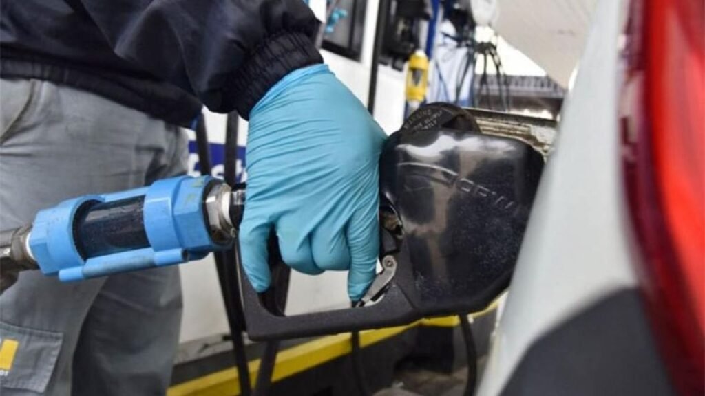 La venta de combustibles cayó por tercer mes consecutivo en el país La venta de combustibles cayó por tercer mes consecutivo en el país