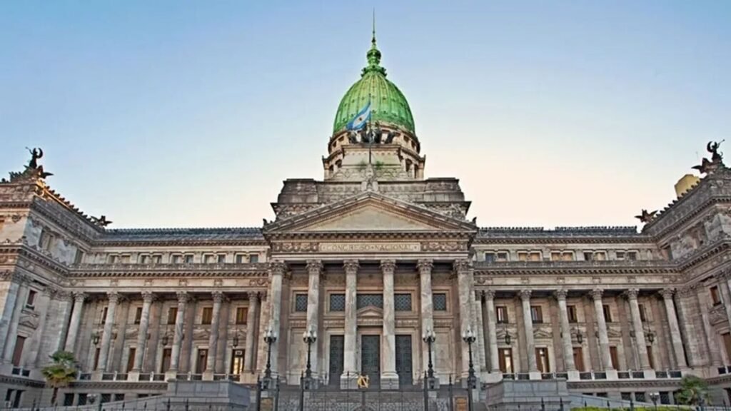 La Casa Rosada pone en marcha su nuevo paquete de leyes en el Congreso La Casa Rosada pone en marcha su nuevo paquete de leyes en el Congreso