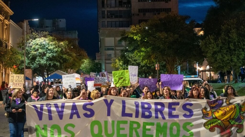 Fuerte repudio a los recortes en políticas para la prevención de violencia de género