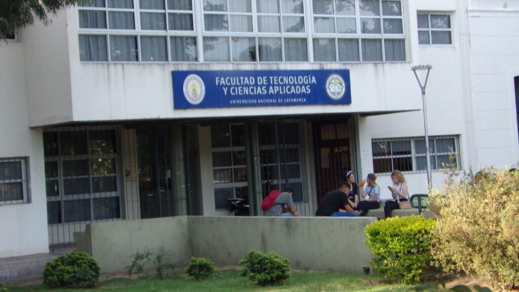 Foro provincial para debatir los avances y desafíos de la geología Foro provincial para debatir los avances y desafíos de la geología