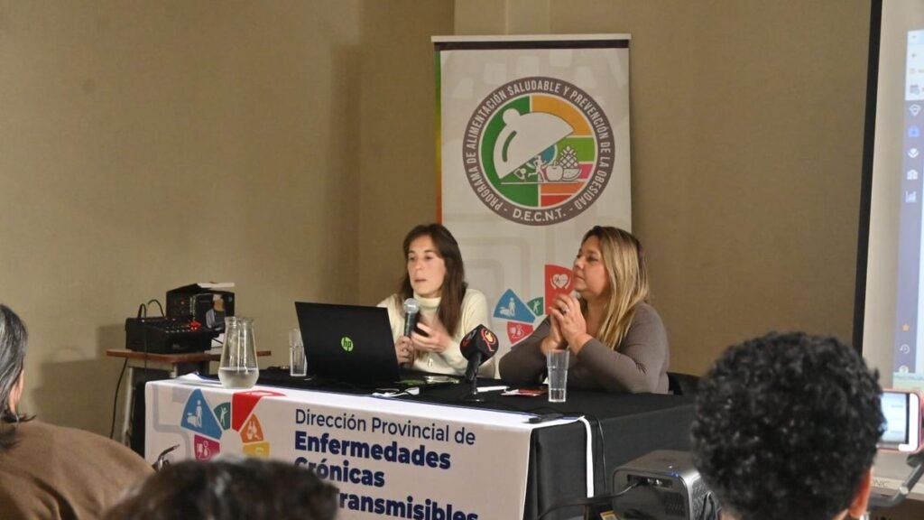 Lanzaron un proyecto de teleconsulta nutricional para personas con obesidad Lanzaron un proyecto de teleconsulta nutricional para personas con obesidad