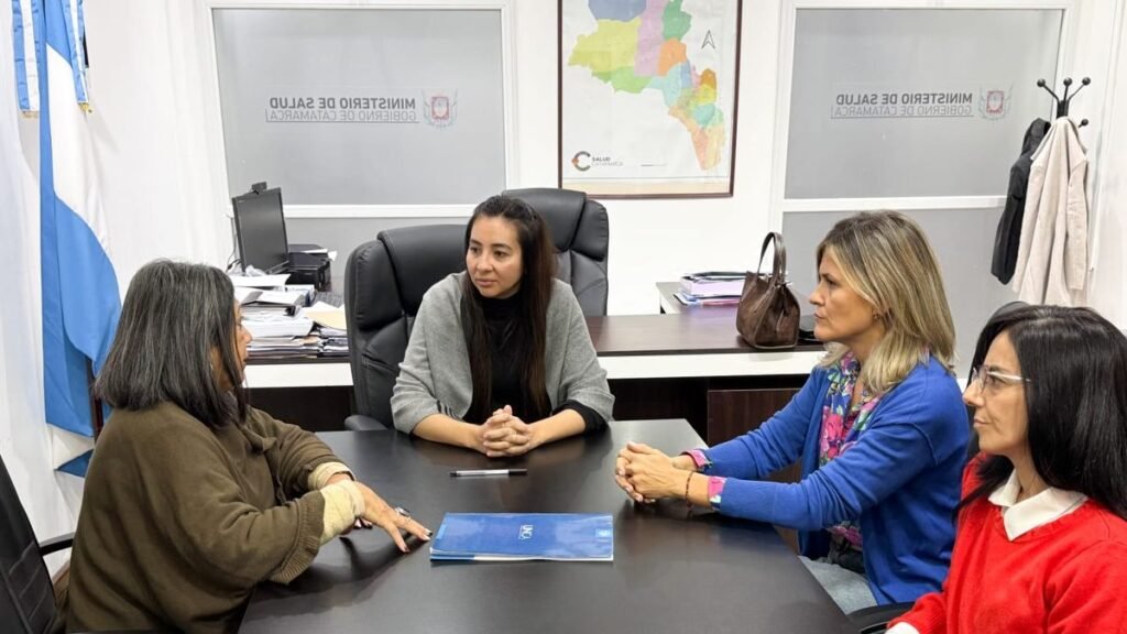 Firmaron un convenio para que estudiantes de Nutrición realicen prácticas en el sistema de salud Firmaron un convenio para que estudiantes de Nutrición realicen prácticas en el sistema de salud
