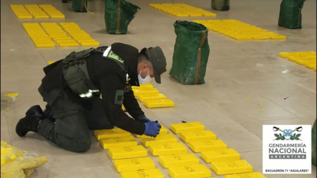 Los 470 kilos de cocaína secuestrados en Tucumán llegaron por vía aérea