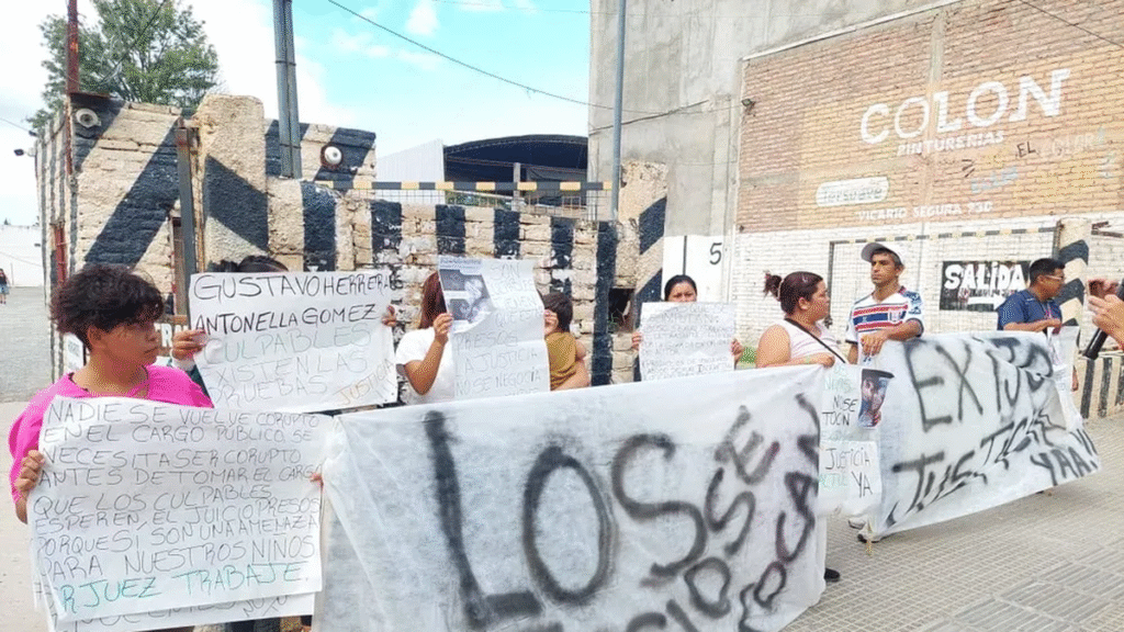 La defensa de los padrinos apunta a que se realice el juicio La defensa de los padrinos apunta a que se realice el juicio