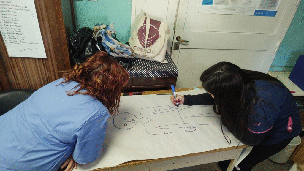 Salud trabaja en acciones para fortalecer la salud integral de adolescentes Salud trabaja en acciones para fortalecer la salud integral de adolescentes
