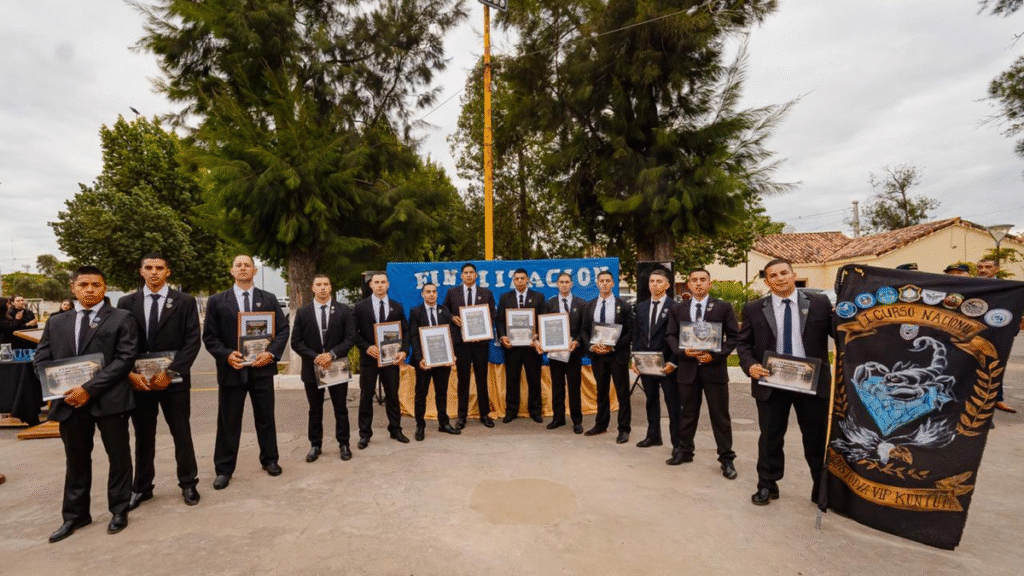 Culminó el 1° Curso Nacional de Custodia VIP Culminó el 1° Curso Nacional de Custodia VIP