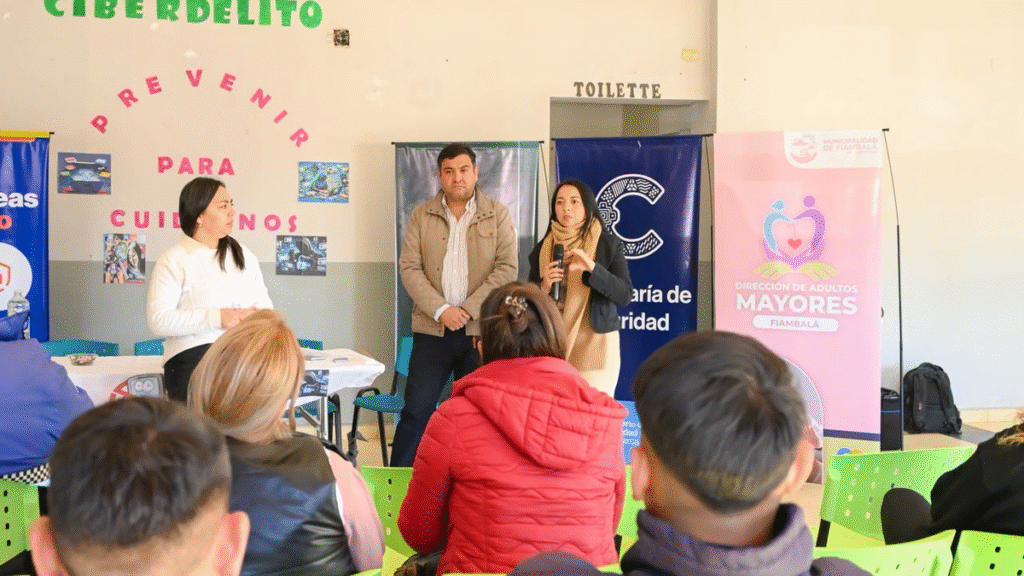 Tinogasta y Fiambalá se capacitaron en la prevención de estafas virtuales Tinogasta y Fiambalá se capacitaron en la prevención de estafas virtuales