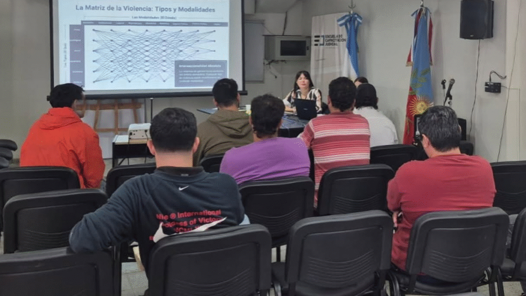 Tratamiento psicológico y capacitación en “Ley Micaela” Tratamiento psicológico y capacitación en “Ley Micaela”