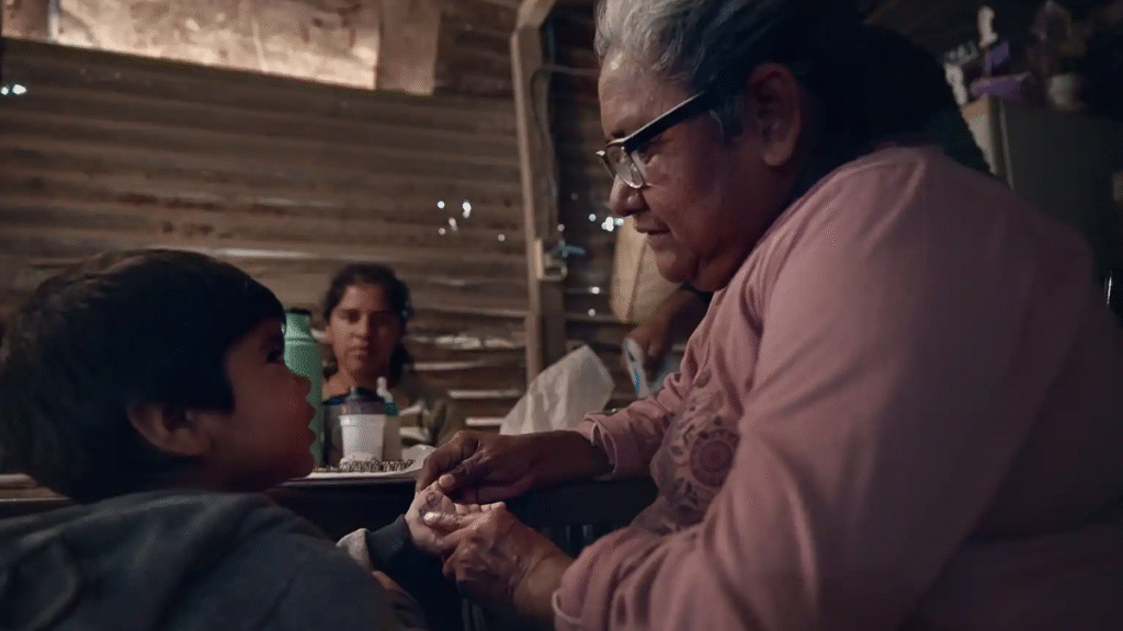 Cuatro de cada diez niñas y niños son pobres en Argentina Cuatro de cada diez niñas y niños son pobres en Argentina