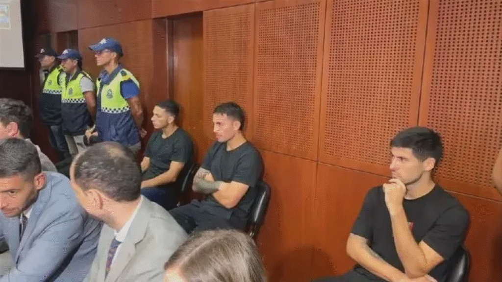 Confirmaron el sobreseimiento de los exjugadores de Vélez acusados de abuso sexual