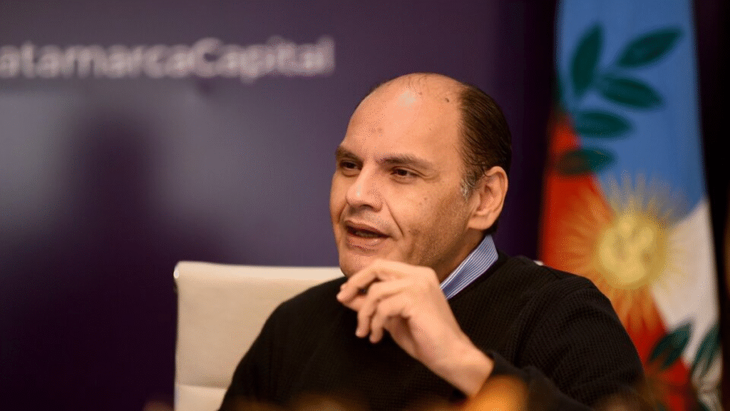Gustavo Saadi confirmó el pago de aguinaldo para becados y trabajadores de Catamarca Ciudad Trabaja