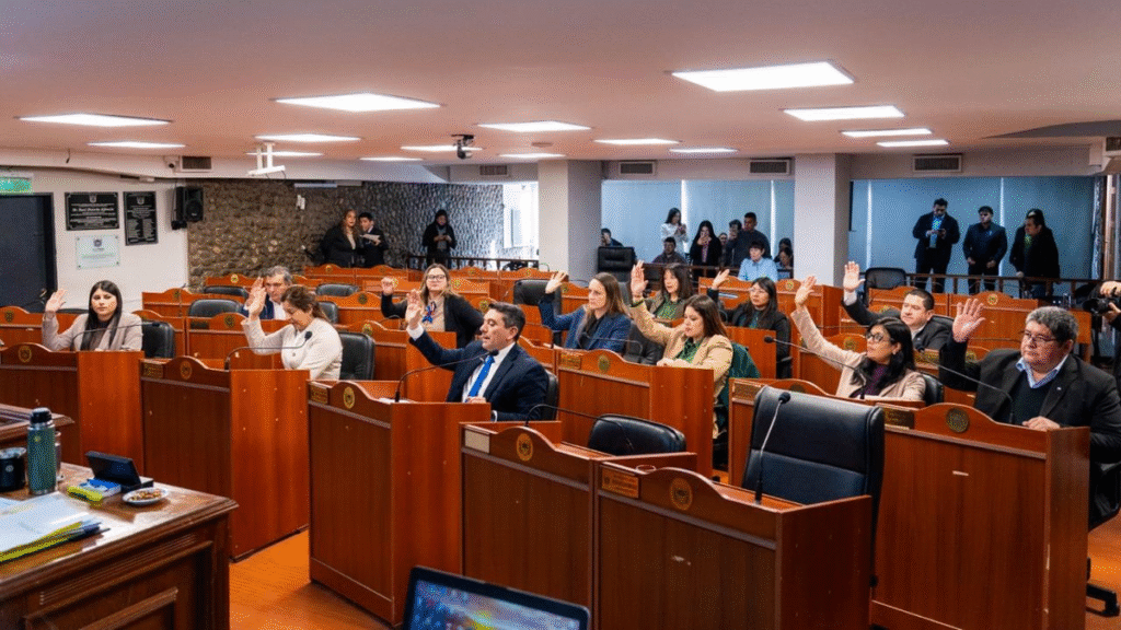 El Senado aprobó pliegos judiciales y leyes clave para la provincia