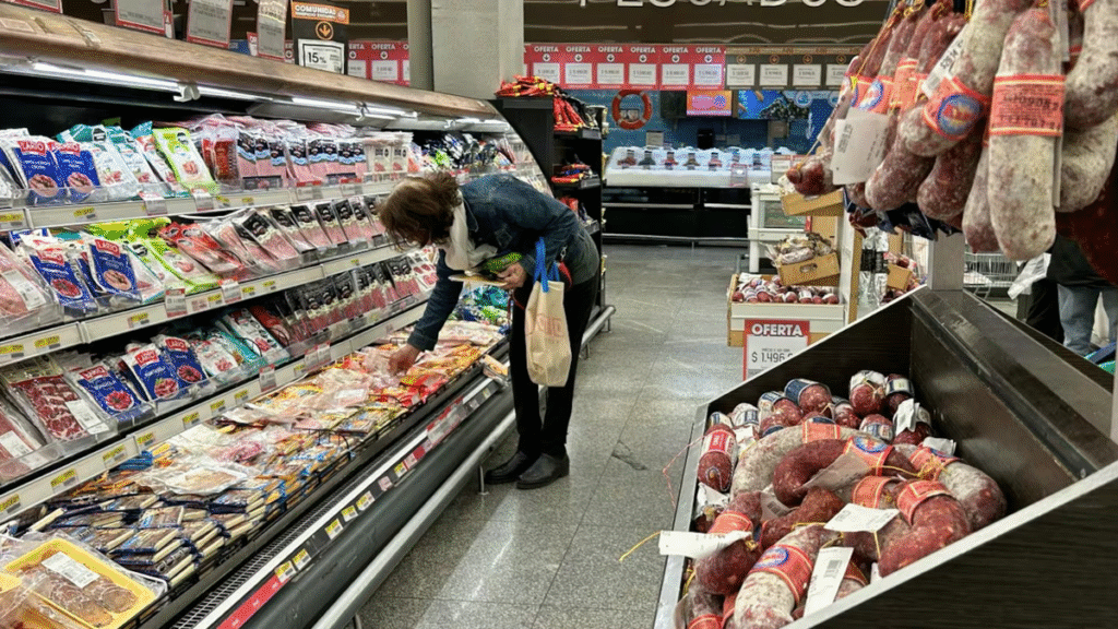 La inflación de mayo bajó a 2,1% y acumula 14,7% en 2026
