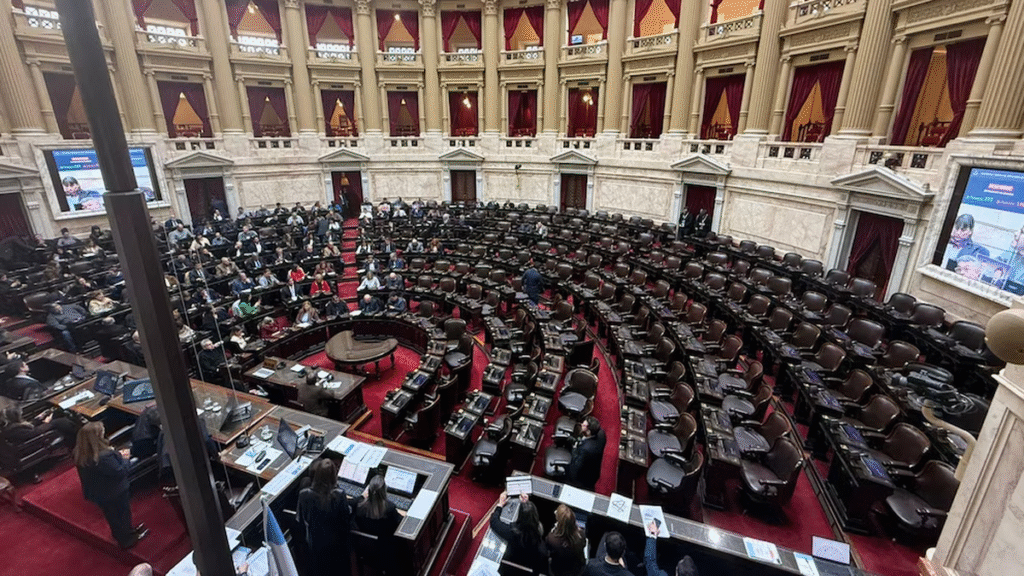 La oposición no alcanzó el quórum y el oficialismo logró frenar la sesión en la que la oposición buscaba interpelar a Adorni La oposición no alcanzó el quórum y el oficialismo logró frenar la sesión en la que la oposición buscaba interpelar a Adorni