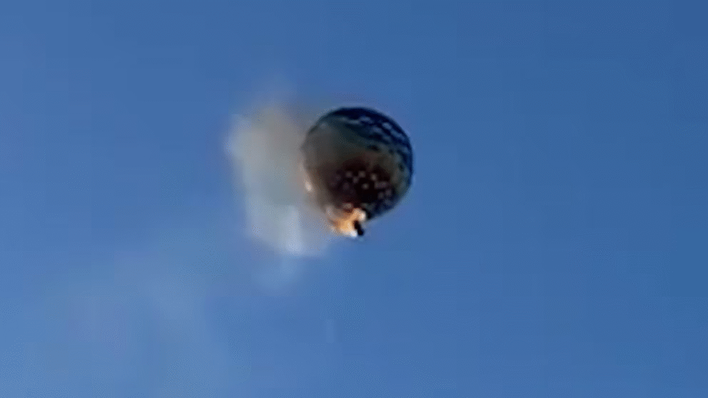 Video: un globo aerostático se incendió en Brasil y dejó ocho muertos, entre ellos una familia
