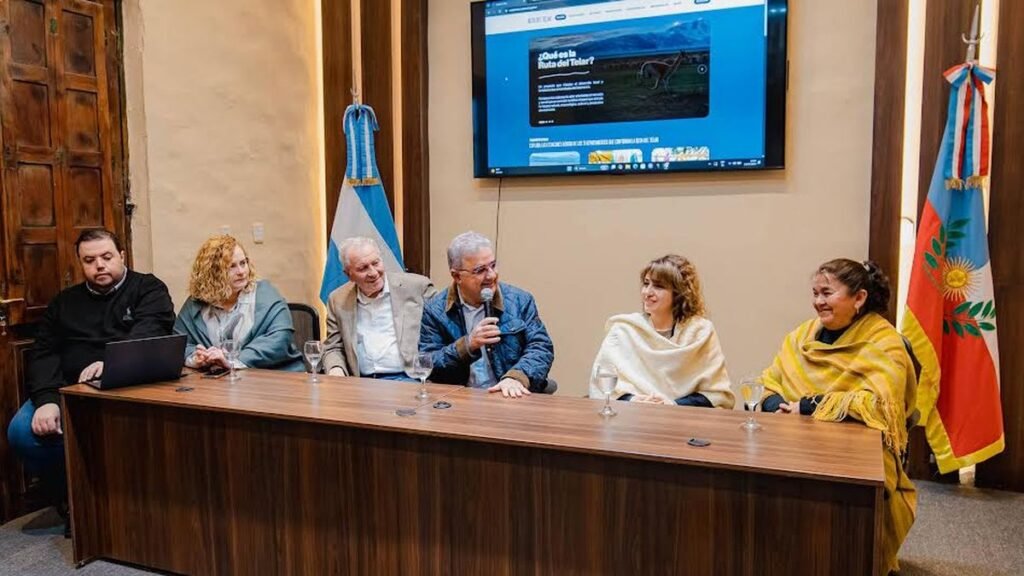 El Gobierno lanzó la plataforma web Ruta del Telar