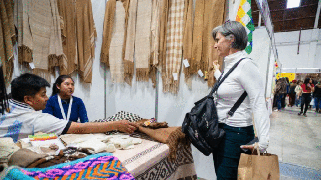 760 artesanos darán vida  a la Fiesta Nacional e Internacional del Poncho